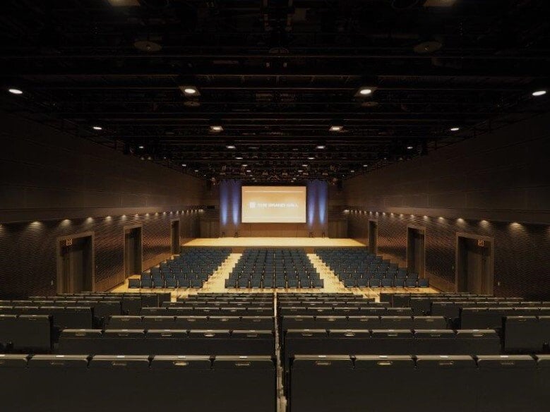 hall_theater06_800_600